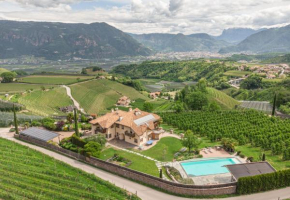 Huebenburg Appiano Sulla Strada Del Vino